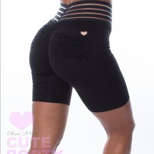 Cute Booty Blackout Biker shorts with back pockets